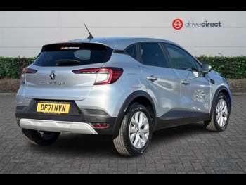 Used Renault Captur 2022 for sale - 74656982: Photo