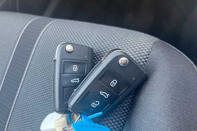 Used Volkswagen T-Roc 2023 for sale - 77728272: Photo 36