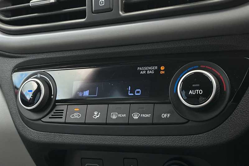 Used Hyundai i10 2022 for sale - 76447861: Photo 15