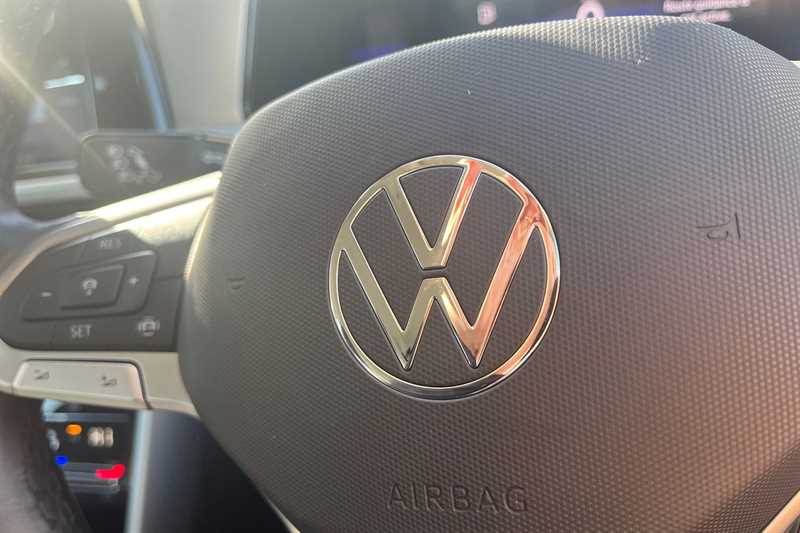 Used Volkswagen T-Roc 2023 for sale - 77844284: Photo 38