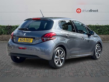 Used Peugeot 208 2019 for sale - 75580389: Photo