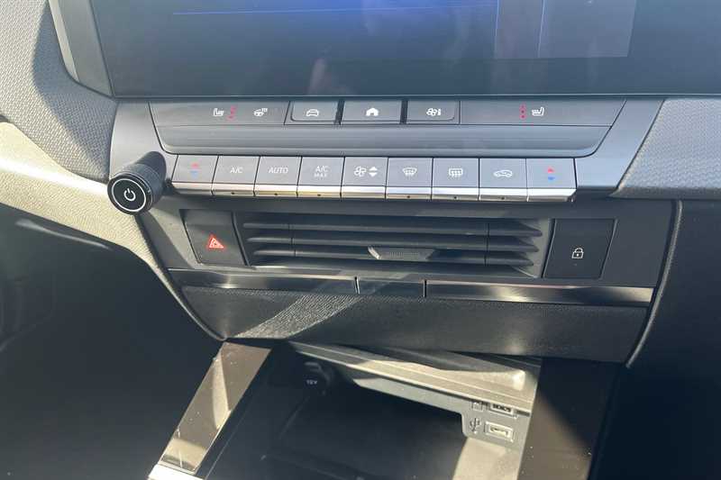 Used Vauxhall Astra 2024 for sale - 77712431: Photo 15