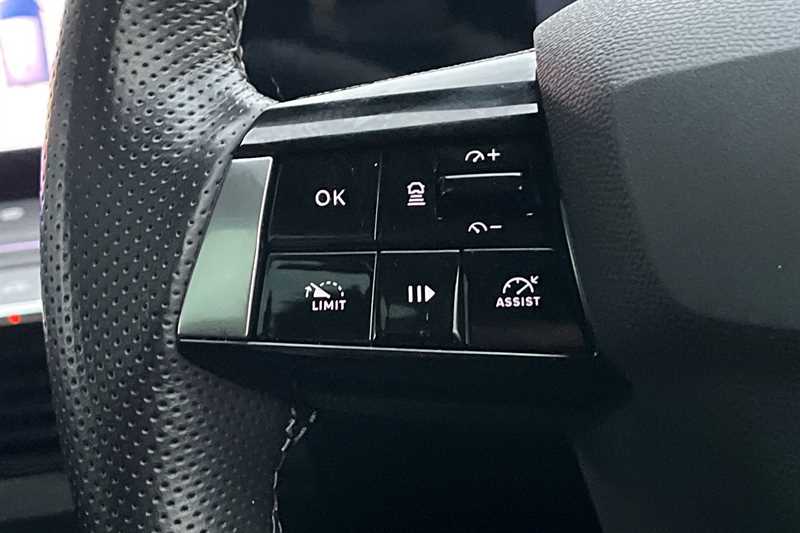 Used Vauxhall Astra 2023 for sale - 77391047: Photo 21