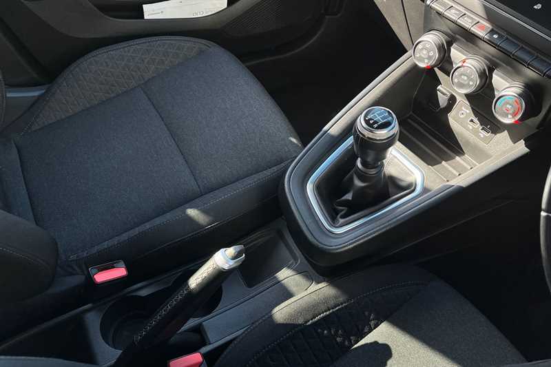 Used Renault Clio 2019 for sale - 76516387: Photo 14