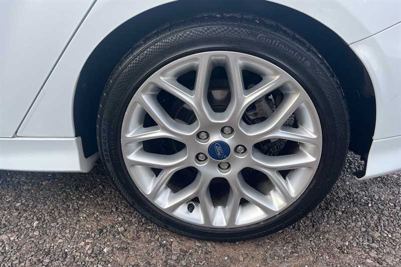 Used Ford Focus 2017 for sale - 77390841: Photo 11