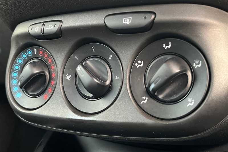 Used Vauxhall ADAM 2019 for sale - 76530548: Photo 15