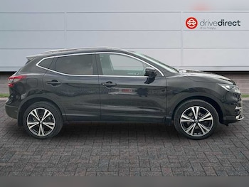 Used Nissan Qashqai 2018 for sale - 77561762: Photo