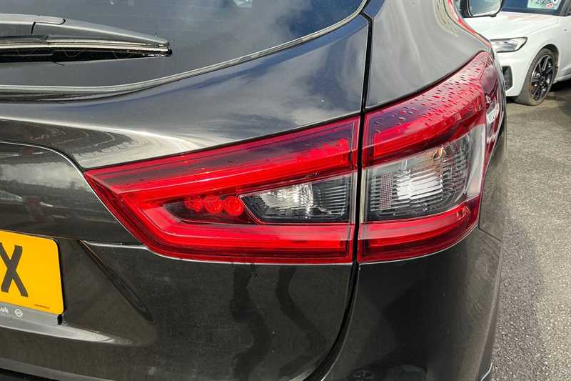 Used Nissan Qashqai 2018 for sale - 77561762: Photo 32