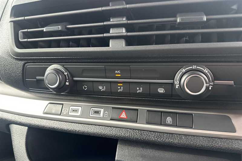 Used Vauxhall Vivaro 2026 for sale - 77712316: Photo 15