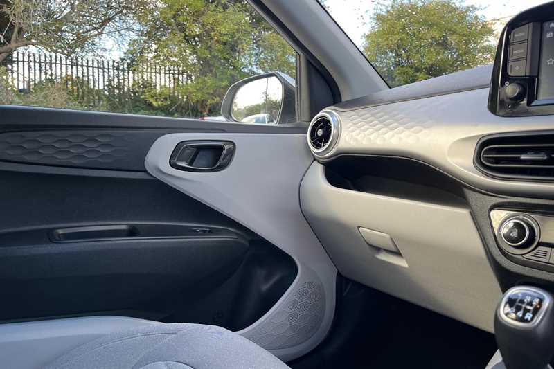 Used Hyundai i10 2022 for sale - 76447706: Photo 46