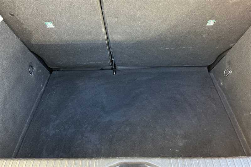 Used Renault Clio for sale - 76503288: Photo 25