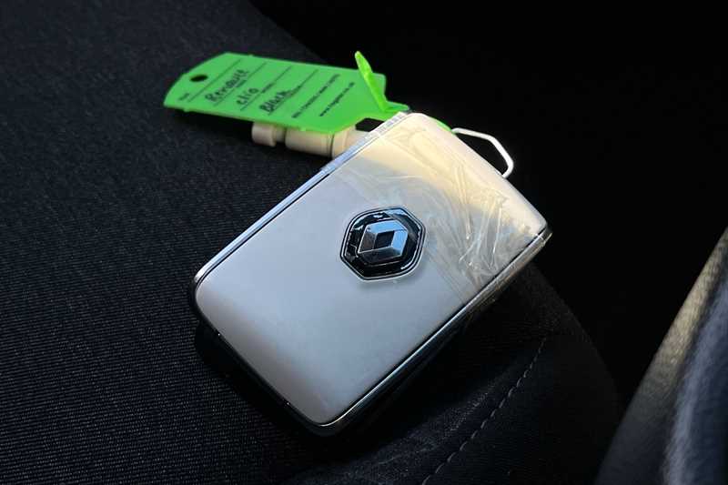 Used Renault Clio for sale - 76503288: Photo 36