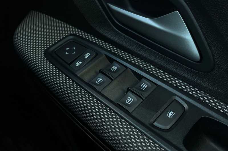 Used Dacia Sandero Stepway 2023 for sale - 78138452: Photo 16