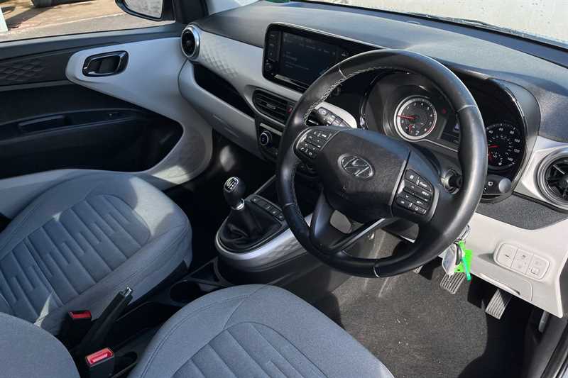 Used Hyundai i10 for sale - 76463744: Photo 42