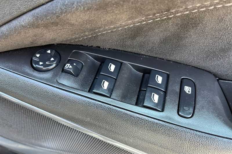 Used Vauxhall Crossland 2022 for sale - 76876693: Photo 16