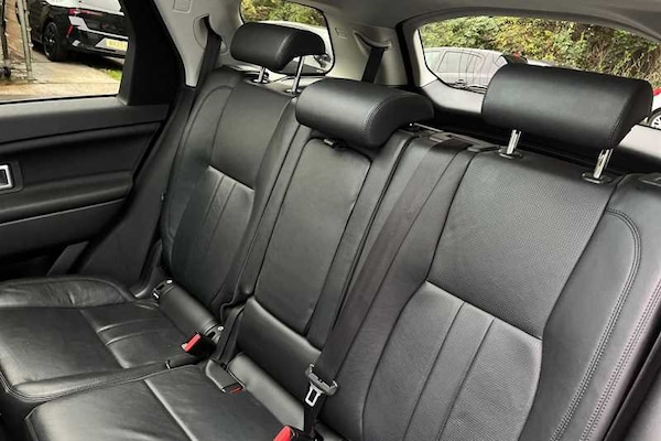 Used Land Rover Discovery Sport 2019 for sale - 76125137: Photo 24