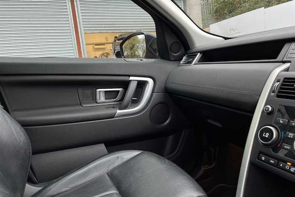 Used Land Rover Discovery Sport 2019 for sale - 76125137: Photo 48