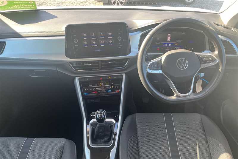 Used Volkswagen T-Roc 2023 for sale - 77899491: Photo 13