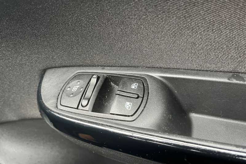 Used Vauxhall Corsa 2018 for sale - 77317817: Photo 16