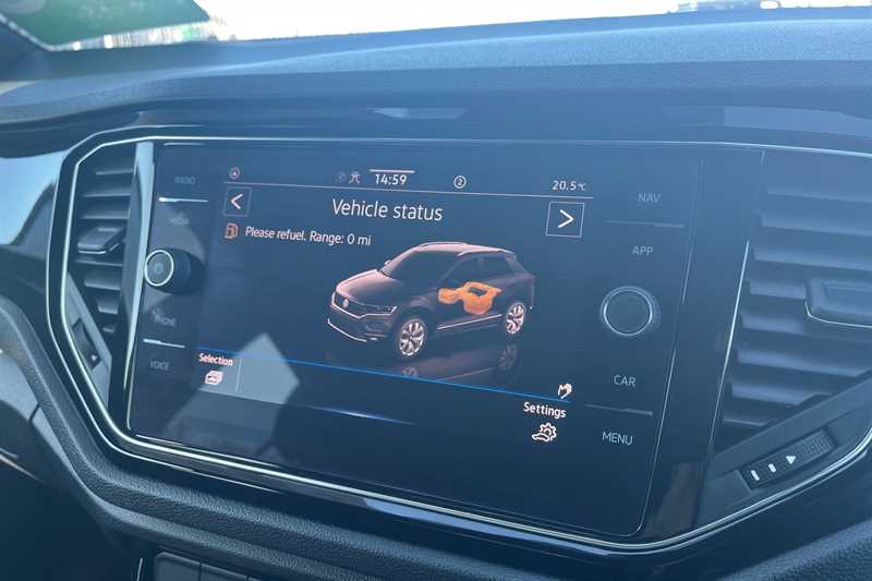 Used Volkswagen T-Roc for sale - 78221919: Photo 19