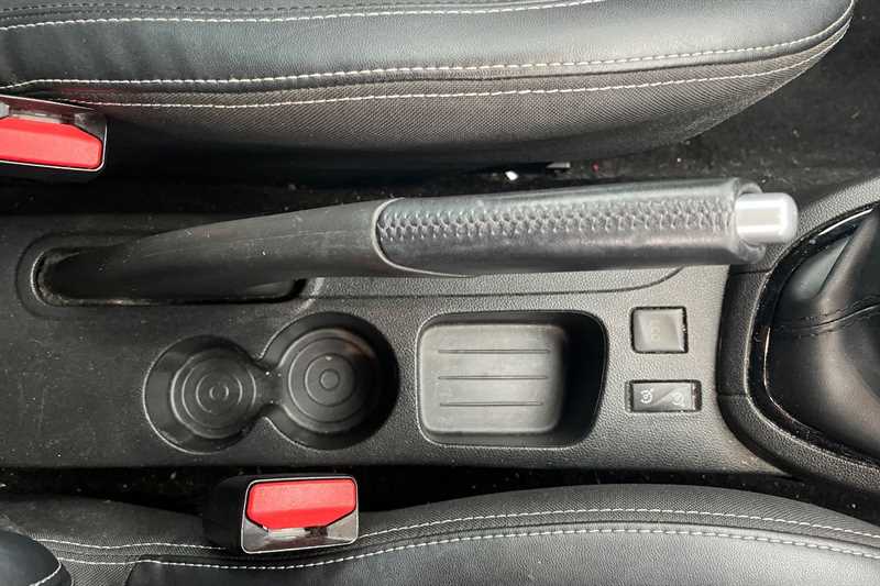 Used Renault Clio 2018 for sale - 76955821: Photo 38