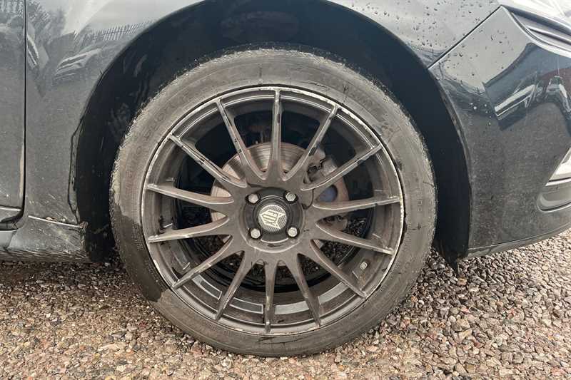 Used Renault Clio 2018 for sale - 76955821: Photo 9