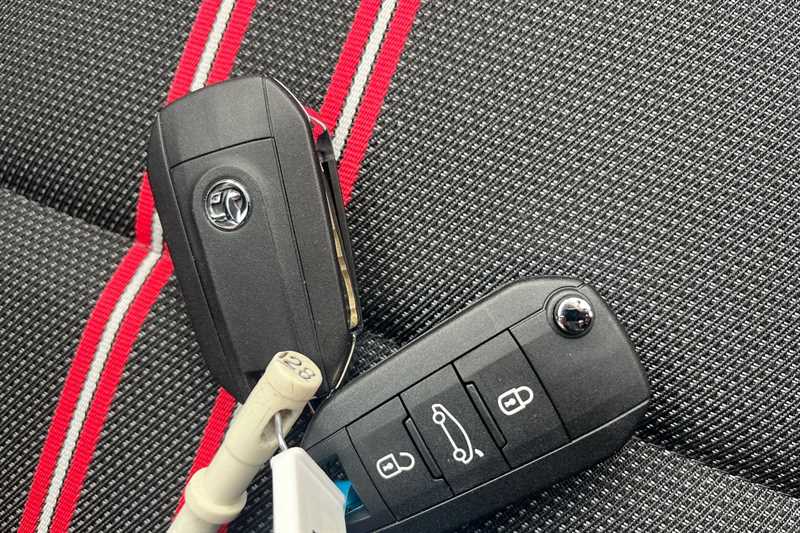 Used Vauxhall Crossland 2023 for sale - 77811706: Photo 36