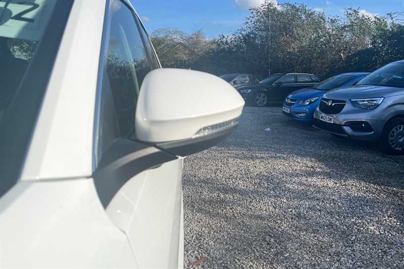 Used Volkswagen T-Roc 2023 for sale - 77757867: Photo 35