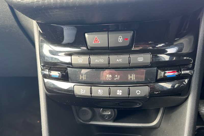 Used Peugeot 2008 2018 for sale - 77486756: Photo 15