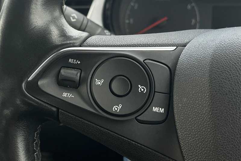 Used Vauxhall Crossland X 2018 for sale - 78050343: Photo 21