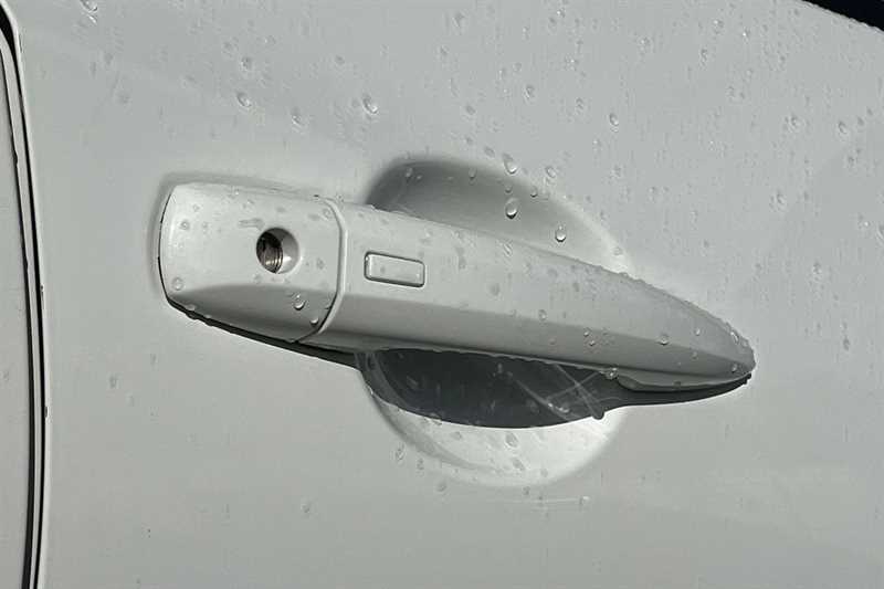 Used Nissan Juke 2023 for sale - 76448105: Photo 33