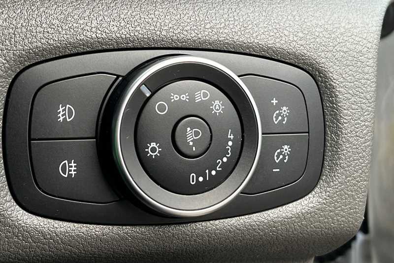 Used Ford Transit Custom 2020 for sale - 76462800: Photo 43