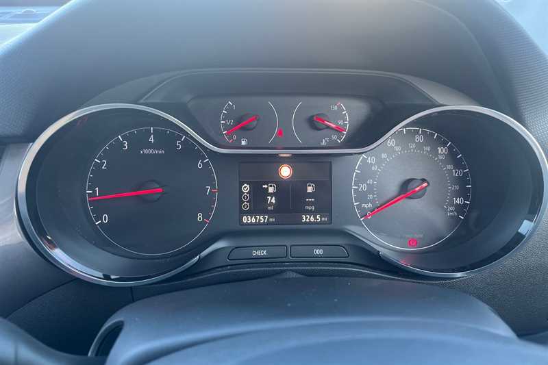 Used Vauxhall Crossland X 2017 for sale - 77945132: Photo 20