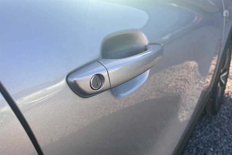 Used Vauxhall Crossland X 2017 for sale - 77945132: Photo 33