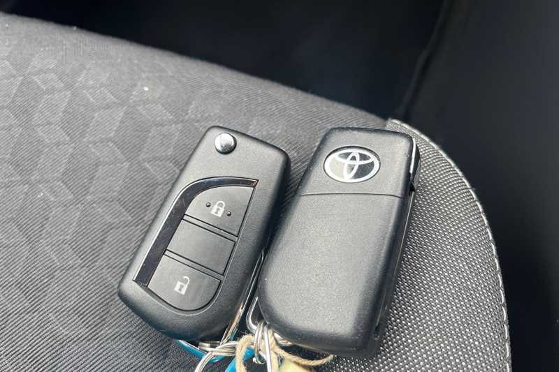 Used Toyota Yaris 2022 for sale - 78221646: Photo 36