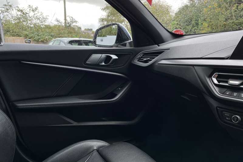 Used BMW 1 Series 2021 for sale - 76524949: Photo 48