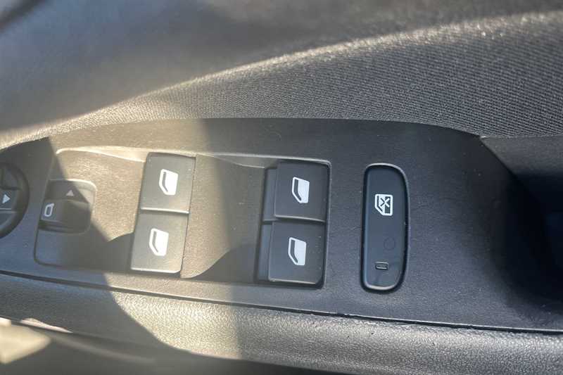 Used Vauxhall Crossland X 2019 for sale - 76956549: Photo 16