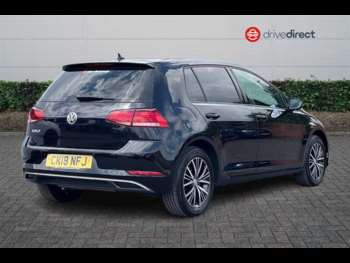Used Volkswagen Golf 2018 for sale - 74657320: Photo