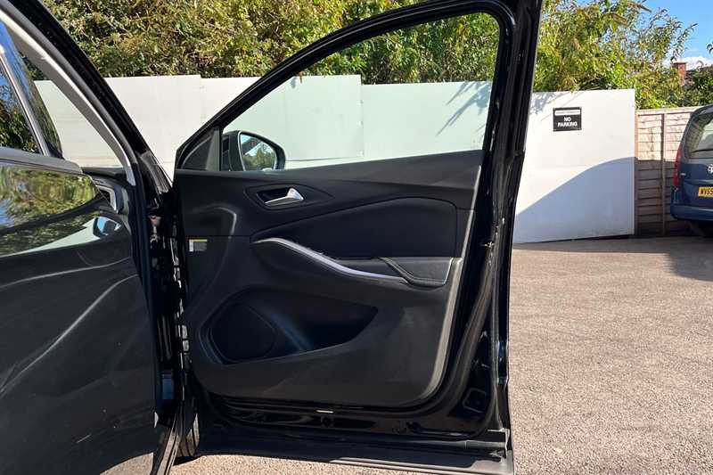 Used Vauxhall Grandland for sale - 76857890: Photo 41