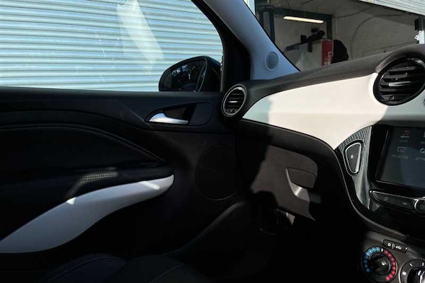 Used Vauxhall ADAM 2016 for sale - 76140684: Photo 47