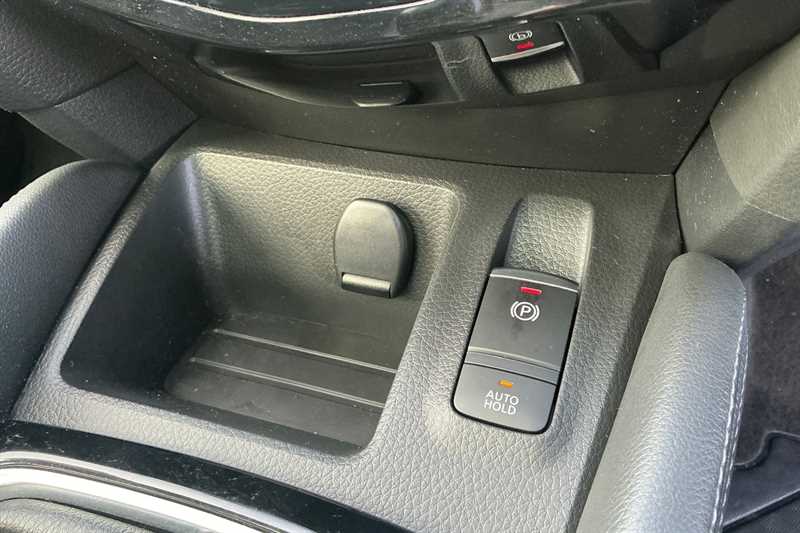 Used Nissan Qashqai 2017 for sale - 77712341: Photo 39