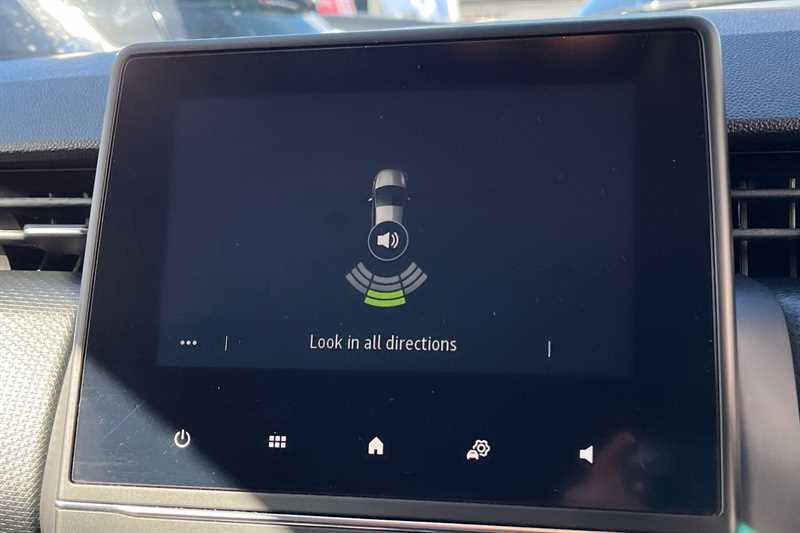 Used Renault Clio 2019 for sale - 77473949: Photo 19