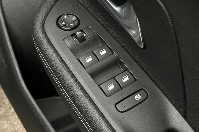 Used Vauxhall Mokka 2023 for sale - 76525311: Photo 16