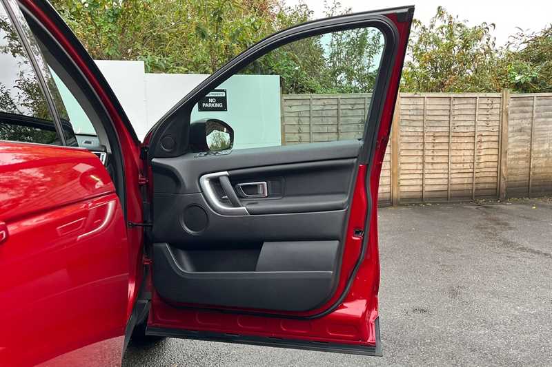 Used Land Rover Discovery Sport for sale - 76463629: Photo 43