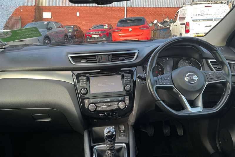 Used Nissan Qashqai 2017 for sale - 77772722: Photo 13
