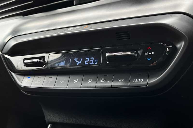 Used Hyundai i20 2023 for sale - 76930665: Photo 15