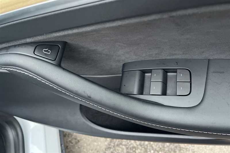 Used Tesla Model Y 2023 for sale - 77565977: Photo 16