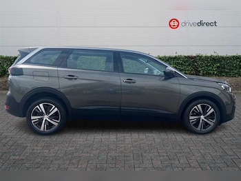 Used Peugeot 5008 2020 for sale - 79541562: Photo