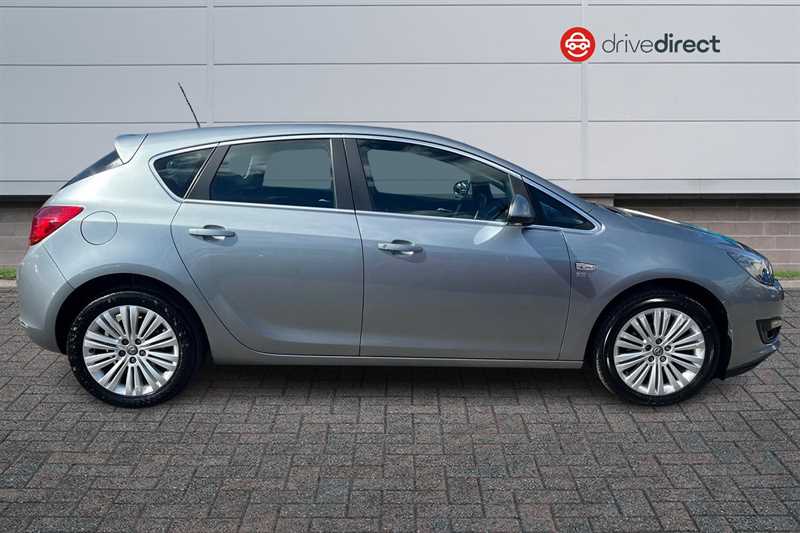 Used Vauxhall Astra 2014 for sale - 78142810: Photo 2