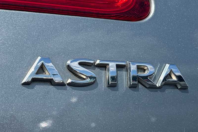 Used Vauxhall Astra 2014 for sale - 78142810: Photo 30